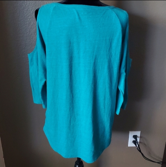 Hurley shirt - Picture 2 of 2